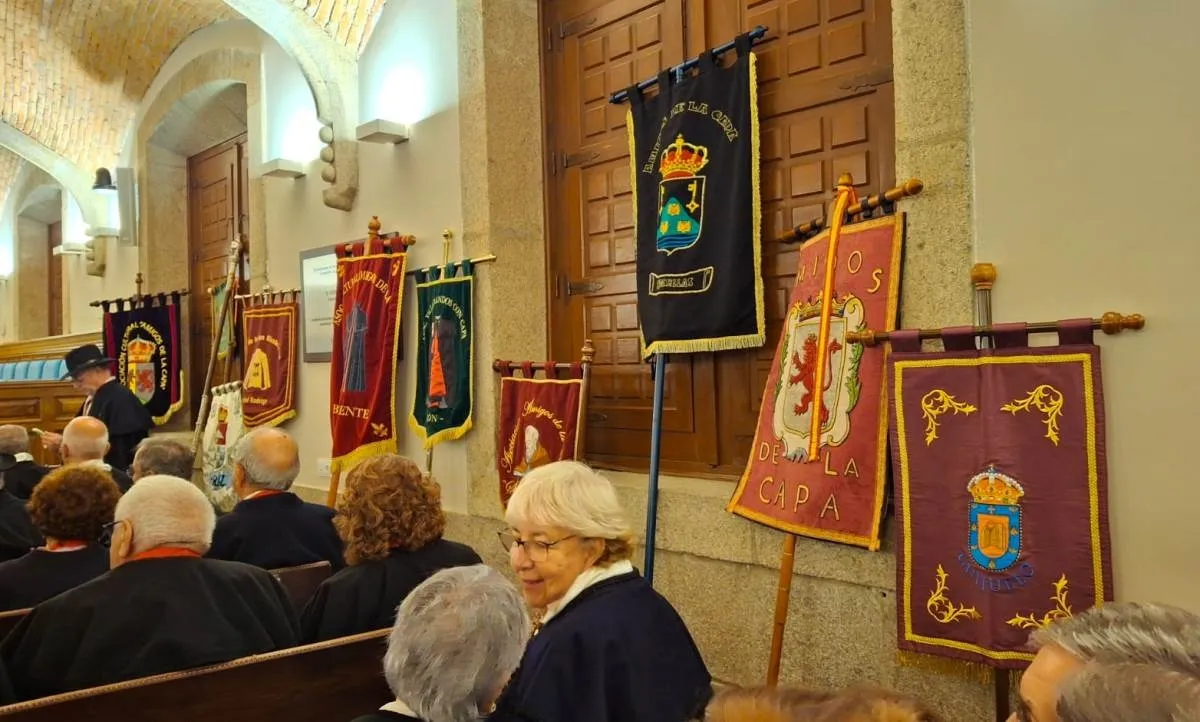 Foto 2 - Capistas mirobrigenses toman parte en Plasencia en el Encuentro Nacional de la Capa