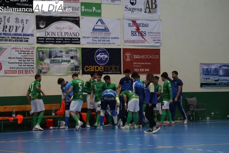 Foto 17 - El Piensos Dur&aacute;n Albense planta cara pero cae ante el Vilalba en un duelo lleno de emoci&oacute;n (5-7)