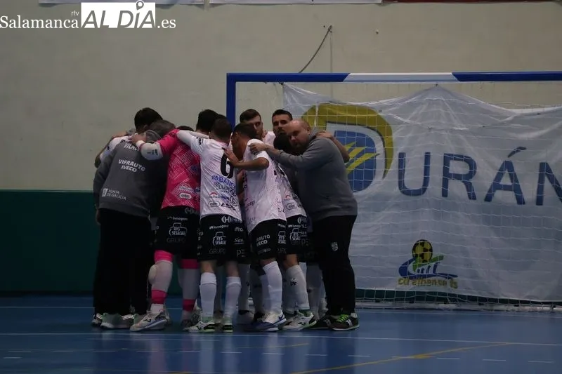 Foto 18 - El Piensos Dur&aacute;n Albense planta cara pero cae ante el Vilalba en un duelo lleno de emoci&oacute;n (5-7)