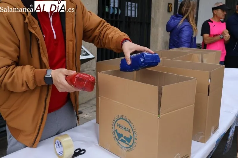 Foto 7 - &Eacute;xito en el III Entrenamiento Solidario de Alba de Tormes a favor del Banco de Alimentos