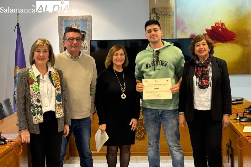 Foto 4 - &ldquo;Hab&eacute;is superado los objetivos e incluso sumado m&aacute;s&rdquo;: Exitosa despedida del programa &lsquo;Pintacultura Pe&ntilde;aranda&rsquo;