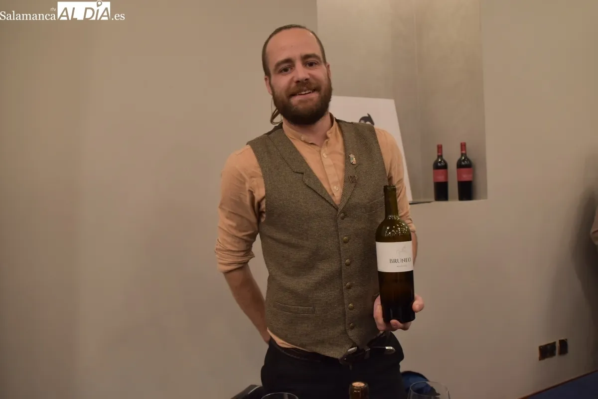 La D.O. Arribes se abre a los profesionales del sector con la presentación de sus vinos en Salamanca / VANESA MARTINS