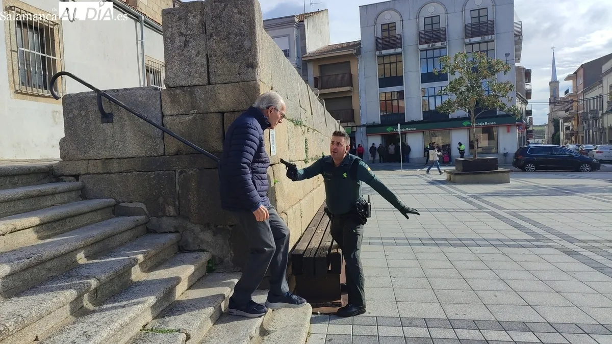 Simulacro de la Guardia Civil en Vitigudino / CORRAL