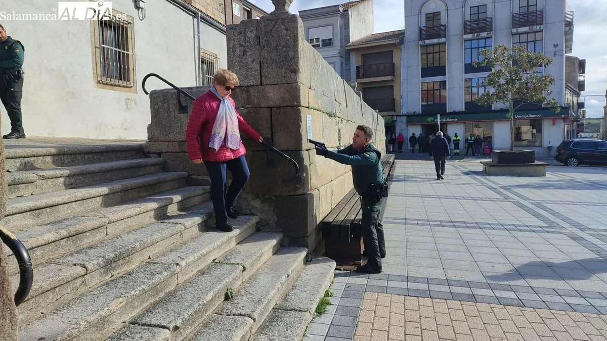 Simulacro de la Guardia Civil en Vitigudino / CORRAL