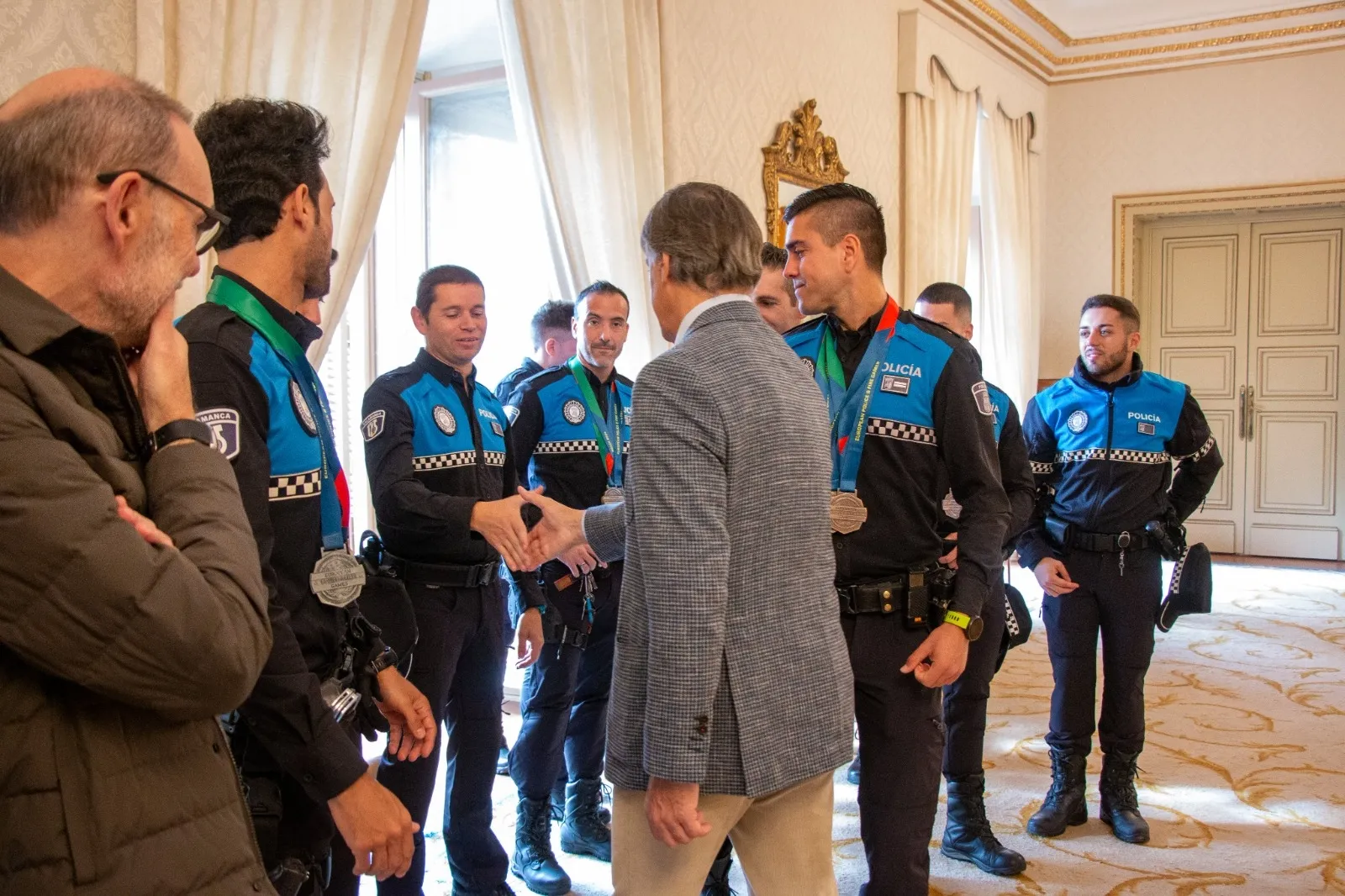 Los agentes, en el Ayuntamiento