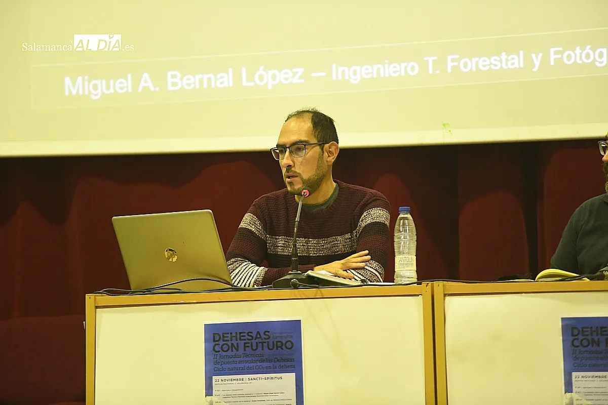 Foto 4 - Sancti-Sp&iacute;ritus re&uacute;ne a especialistas para tratar el futuro de las dehesas