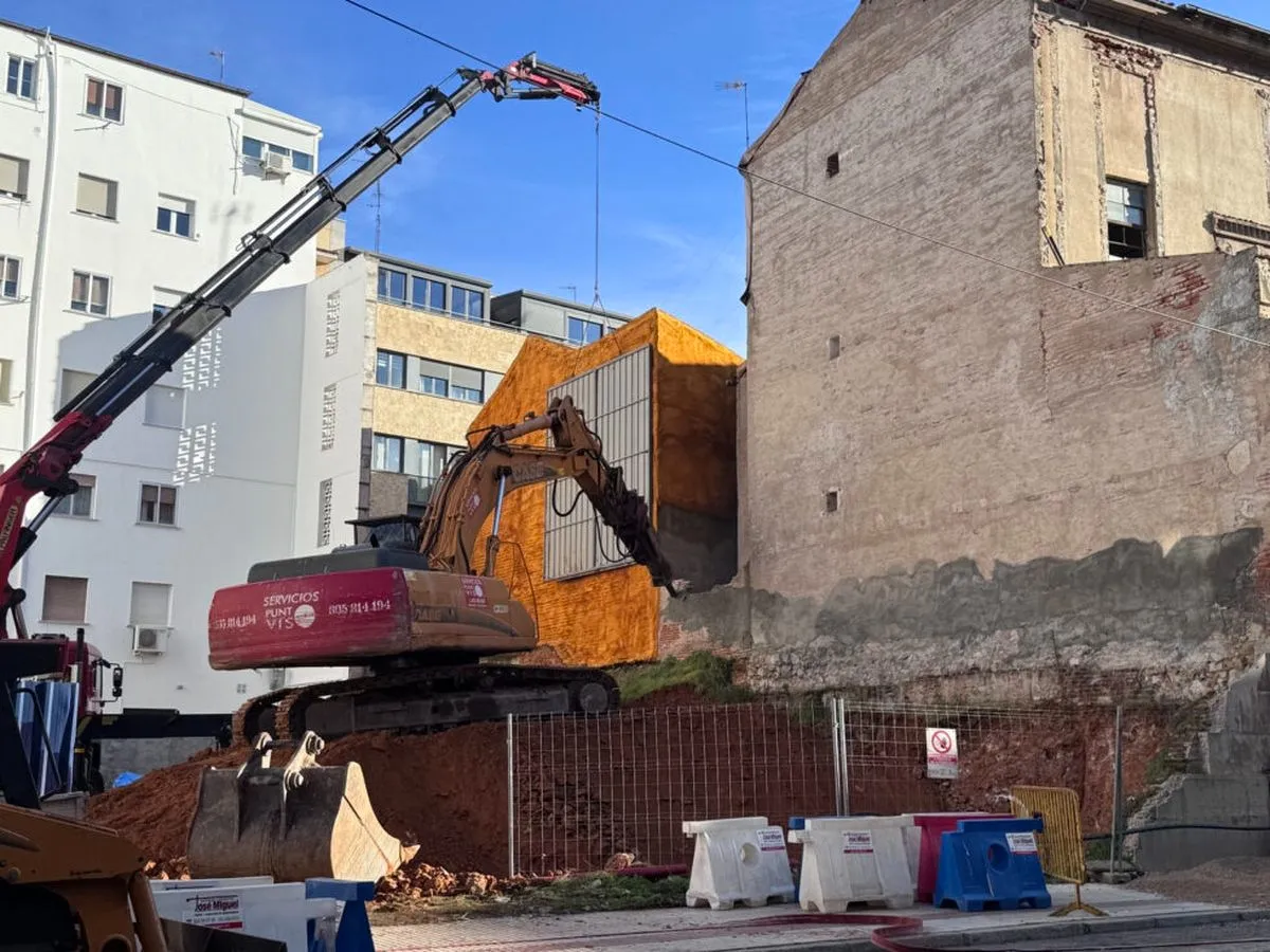 Demolición del Palacete de la avenida de Italia
