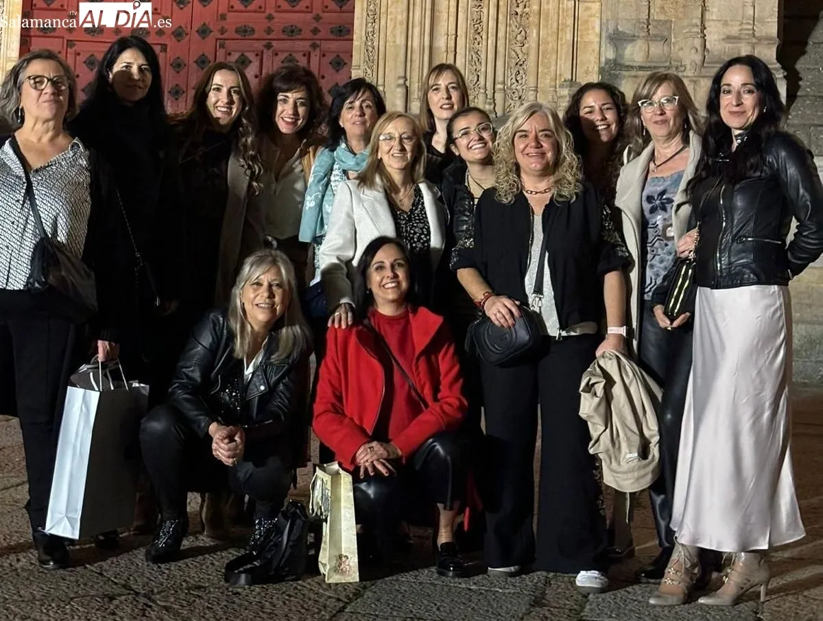 Fiesta homenaje a Marita Ruano López, auxiliar de clínica del Hospital de Salamanca, por su jubilación