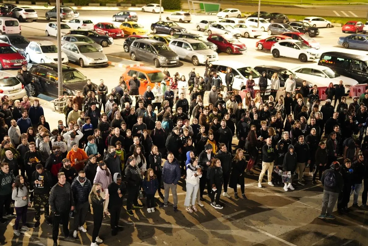 Apocalipsis zombie en el centro comercial El Tormes