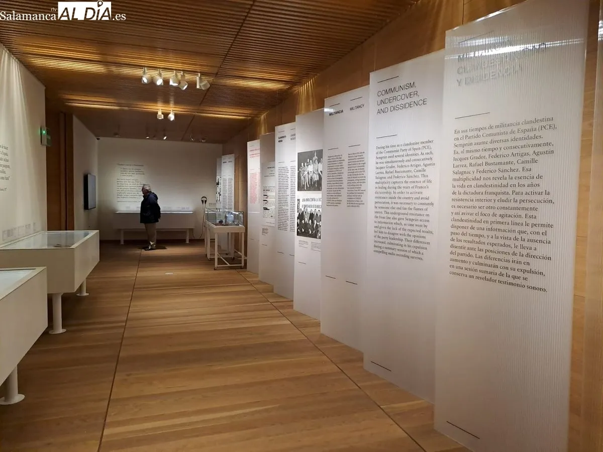  Exposición ‘Jorge Semprún. El largo viaje’ en el Centro Documental de la Memoria Histórica, en la plaza de los Bandos. Foto de Víctor Jiménez