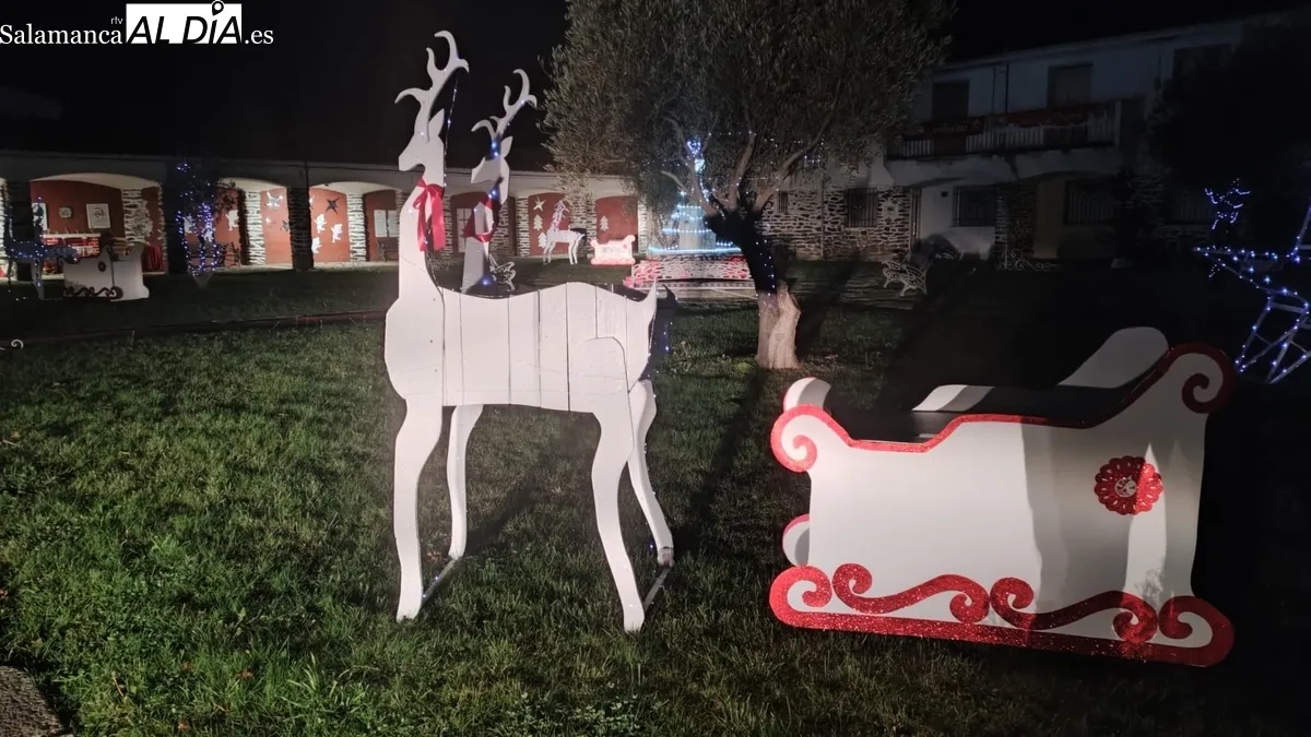 Foto 4 - El Arrabal de San Sebasti&aacute;n se viste por completo de Navidad con Pap&aacute; Noel como referencia