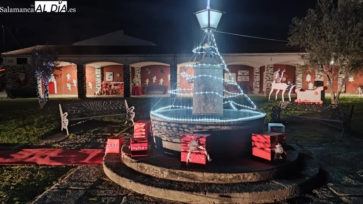 Foto 5 - El Arrabal de San Sebasti&aacute;n se viste por completo de Navidad con Pap&aacute; Noel como referencia
