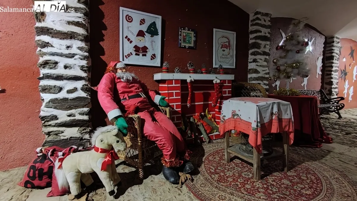 Foto 7 - El Arrabal de San Sebasti&aacute;n se viste por completo de Navidad con Pap&aacute; Noel como referencia
