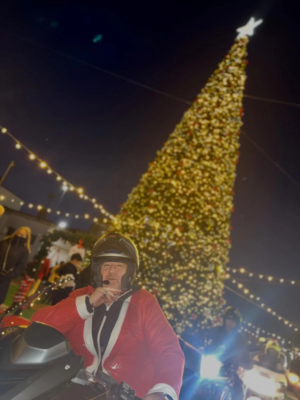 Foto 7 - El Mercado Hispanoluso recibe la San Silvestre motera de &lsquo;Ases da Raia&rsquo;
