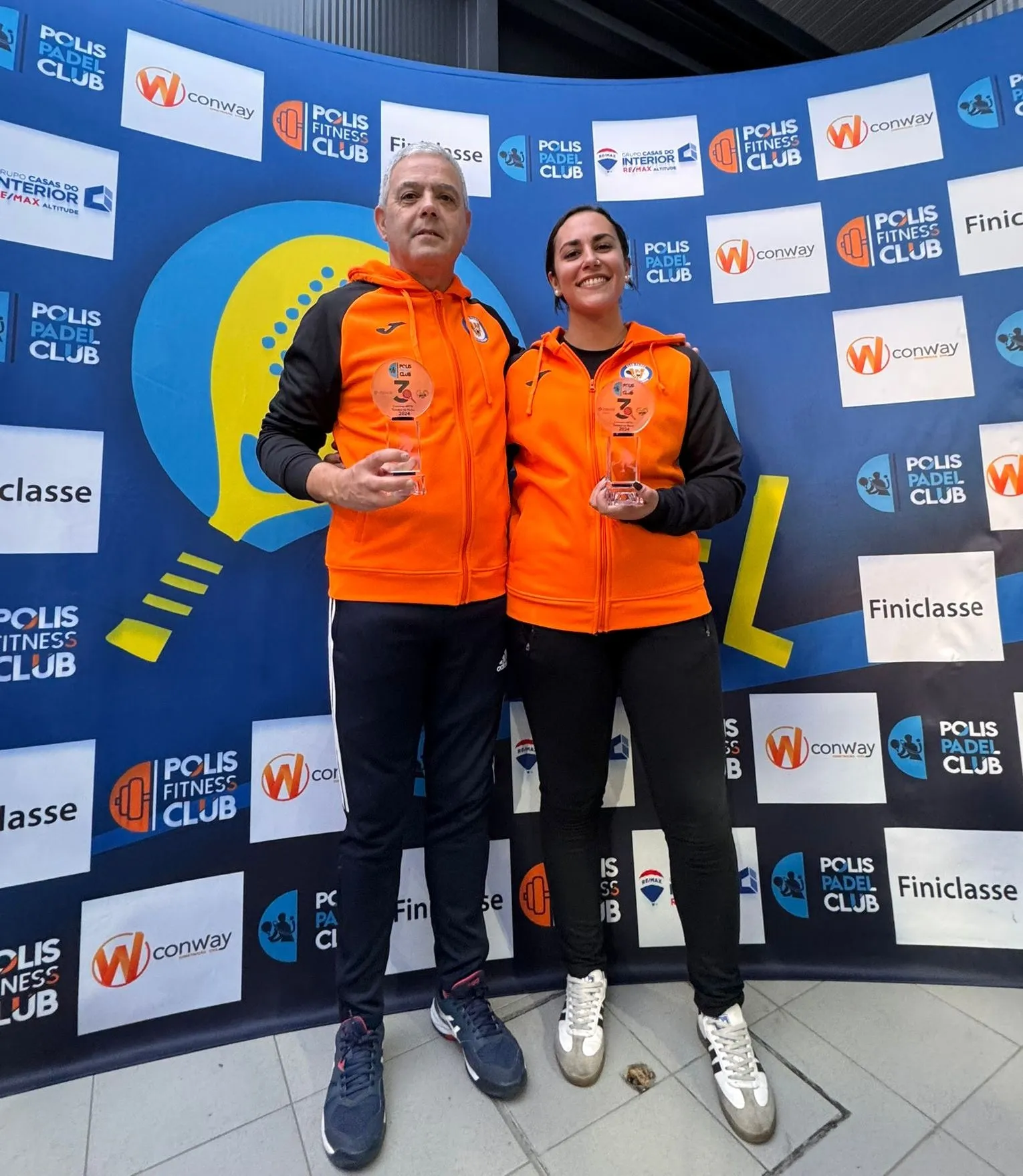 Foto 2 - Integrantes del Club de P&aacute;del de Ciudad Rodrigo ganan el Torneo de Navidad de Guarda