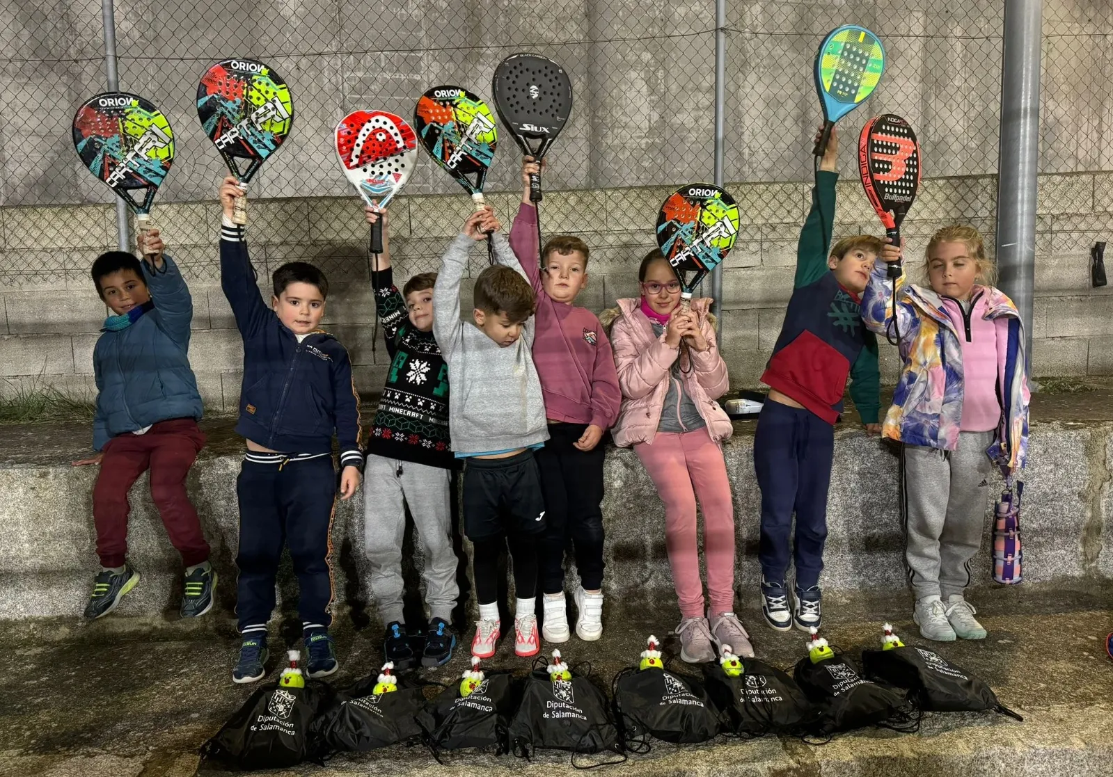 Foto 3 - La Escuela de P&aacute;del remata el a&ntilde;o con unas jornadas l&uacute;dicas