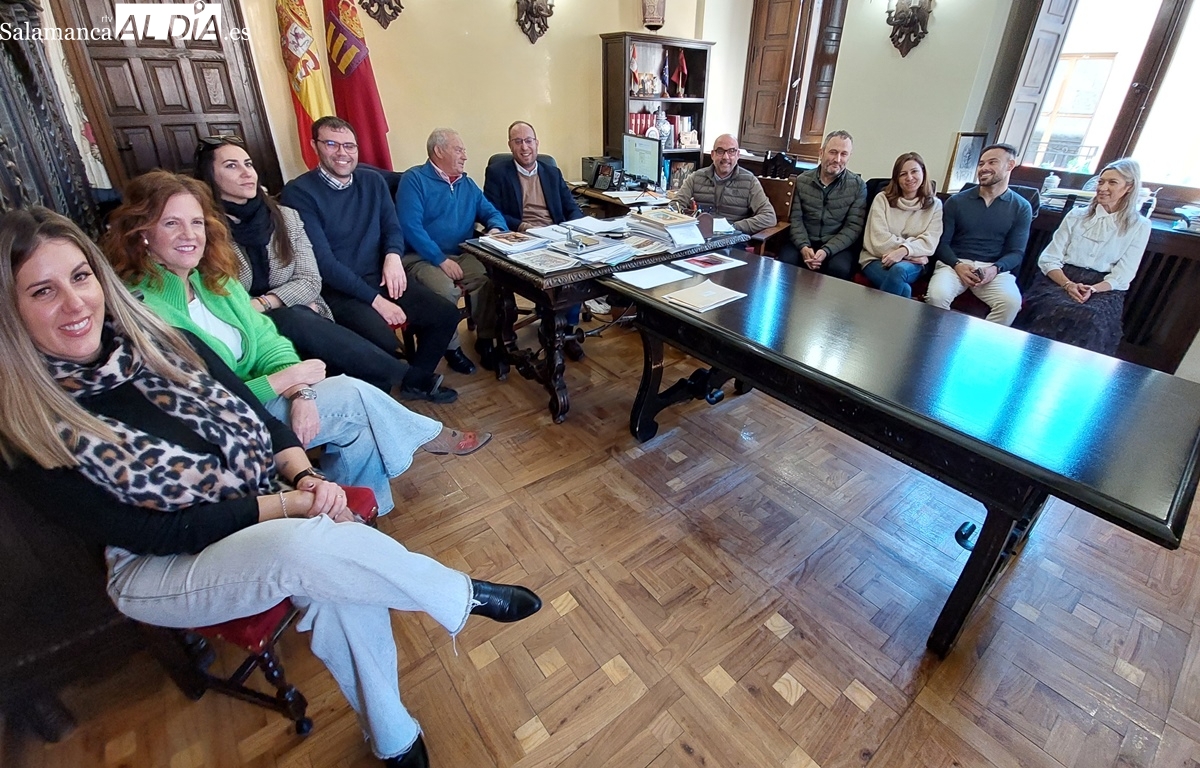 Enrique Ponce encabeza los carteles del Carnaval del Toro 2025, que ya están completos