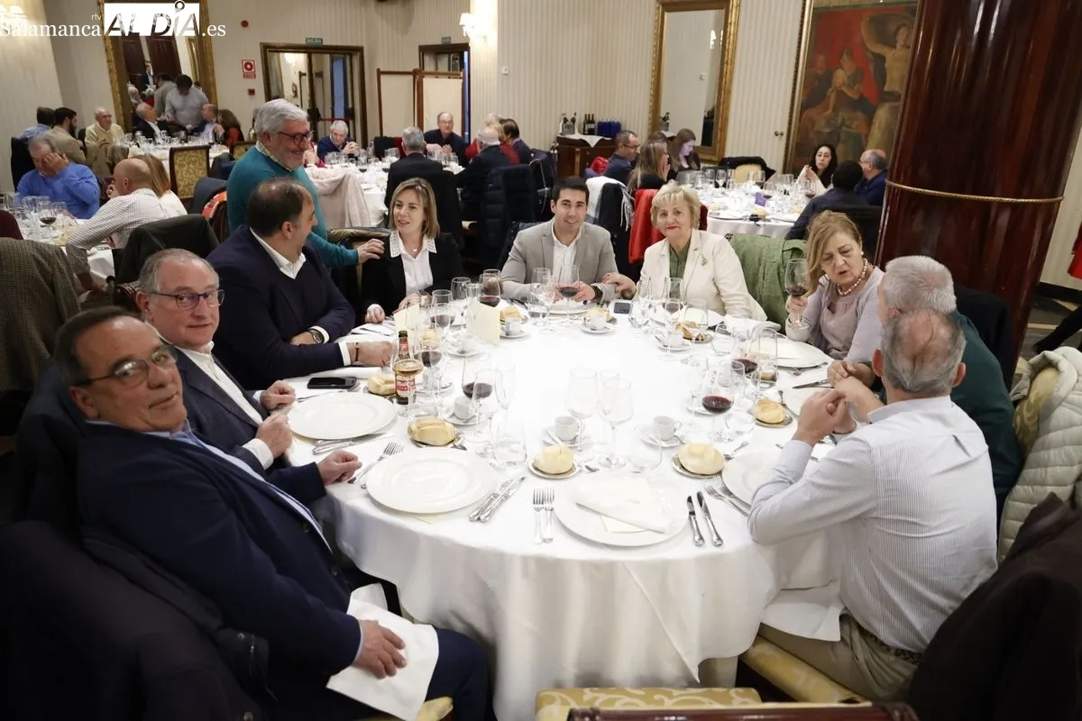 Alfonso Fernández Mañueco en la comida de Navidad del PP de Salamanca | FOTO: David Sañudo  