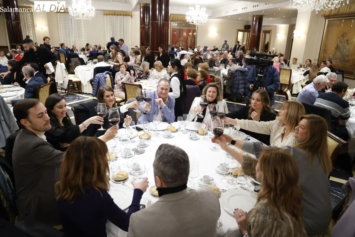 Alfonso Fernández Mañueco en la comida de Navidad del PP de Salamanca | FOTO: David Sañudo  