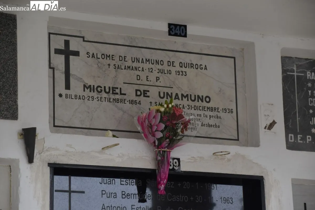 Homenaje a Unamuno en el Cementerio de Salamanca | FOTOS: Vanesa Martins