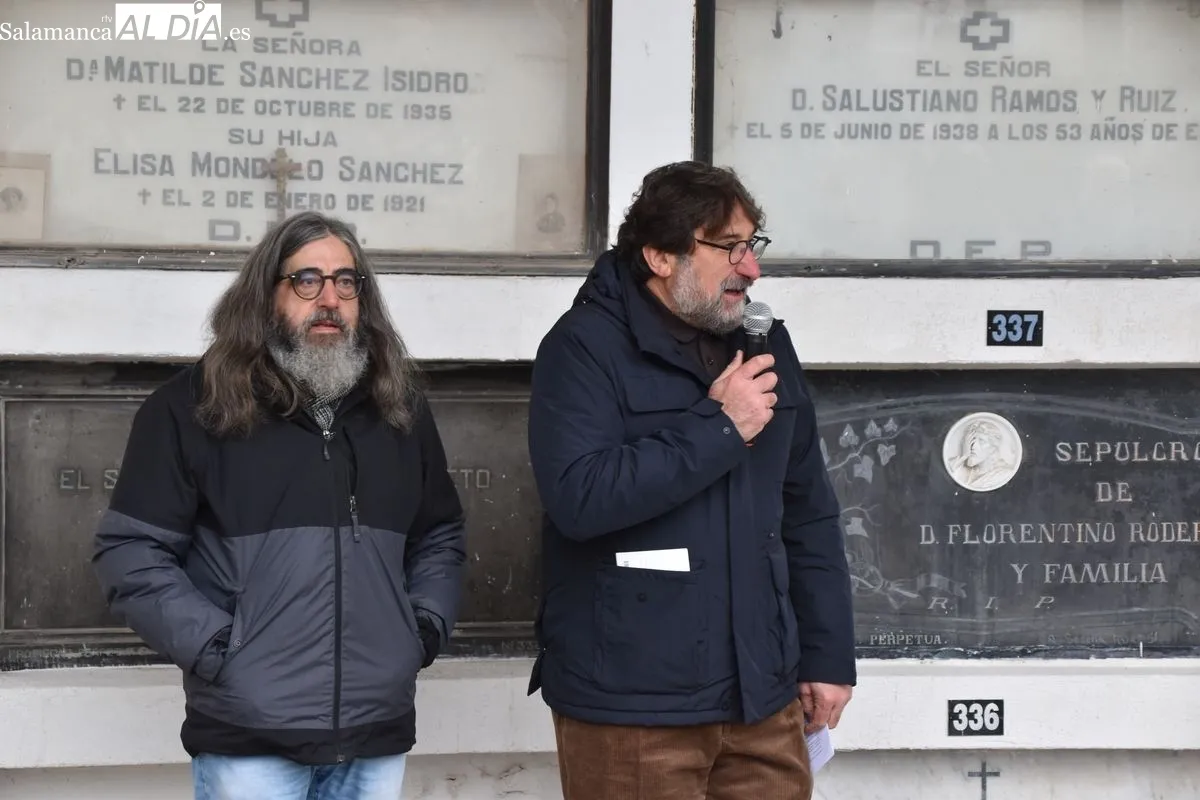 Homenaje a Unamuno en el Cementerio de Salamanca | FOTOS: Vanesa Martins