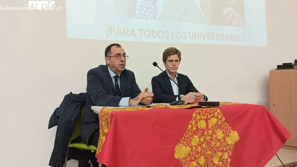 Borja Jiménez y Domingo Delgado de la Cámara, en la charla en la Universidad Pontificia
