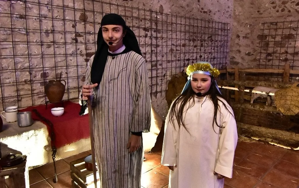 Foto 9 - Ni&ntilde;os y j&oacute;venes se encargan de escenificar el bel&eacute;n viviente en Sancti-Sp&iacute;ritus