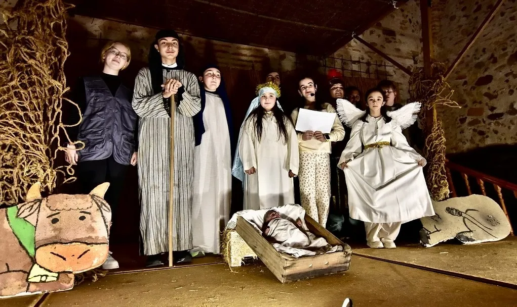 Foto 10 - Ni&ntilde;os y j&oacute;venes se encargan de escenificar el bel&eacute;n viviente en Sancti-Sp&iacute;ritus