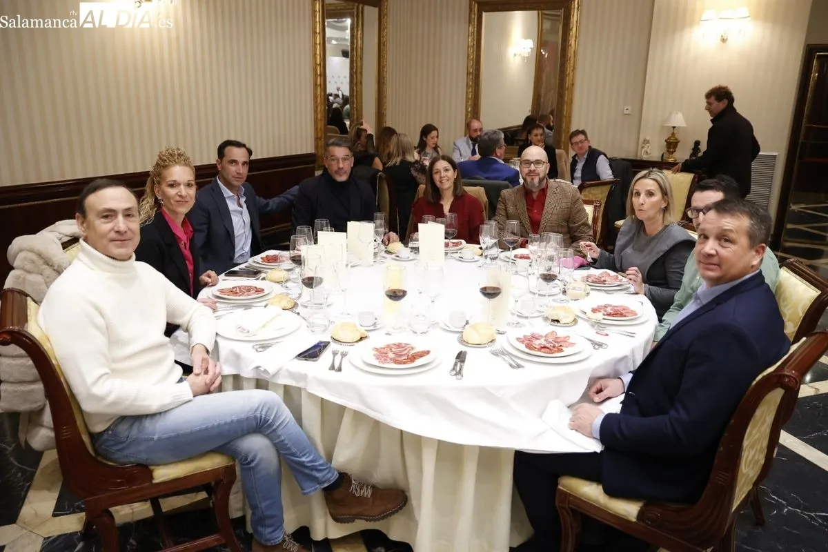 Alfonso Fernández Mañueco en la comida de Navidad del PP de Salamanca | FOTO: David Sañudo  