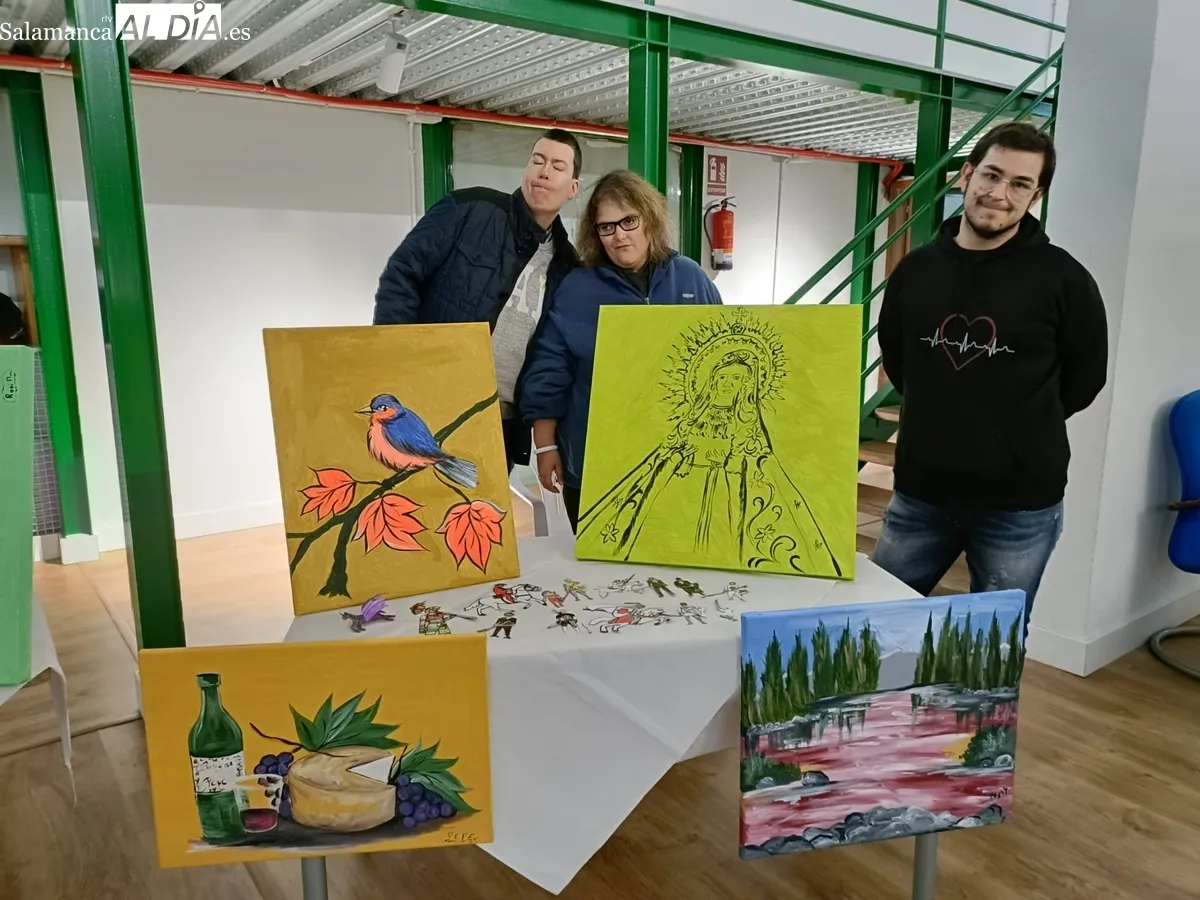 Exposición de Asprodes Vitigudino este martes en el Mercado de Abastos 