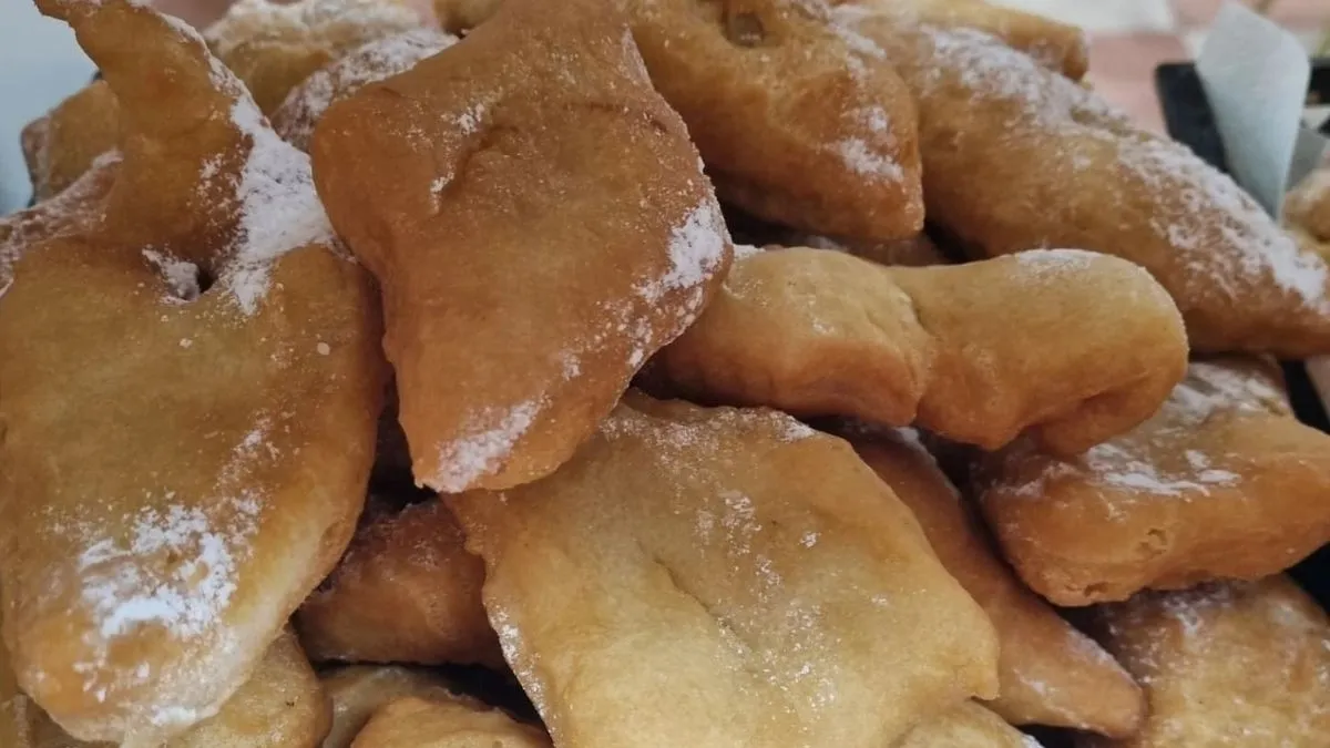 Coscorões (dulce típico de algunas regiones de Portugal) 
