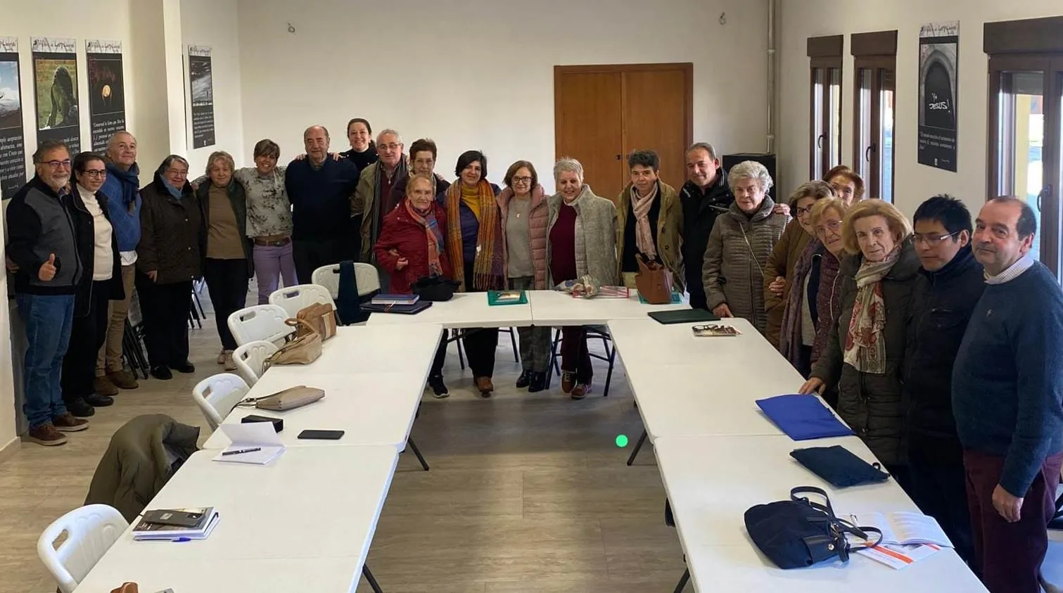 Foto 2 - C&aacute;ritas presenta su campa&ntilde;a de Navidad por los arciprestazgos de la Di&oacute;cesis