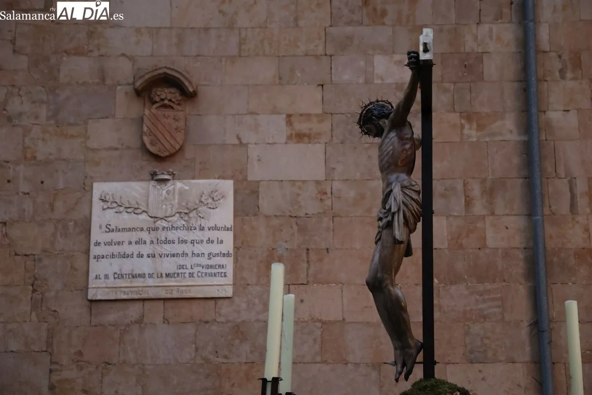 Peregrinación desde La Purísima hacia la Catedral en el inicio del Jubileo 2025 en Salamanca. Fotos: David Sañudo
