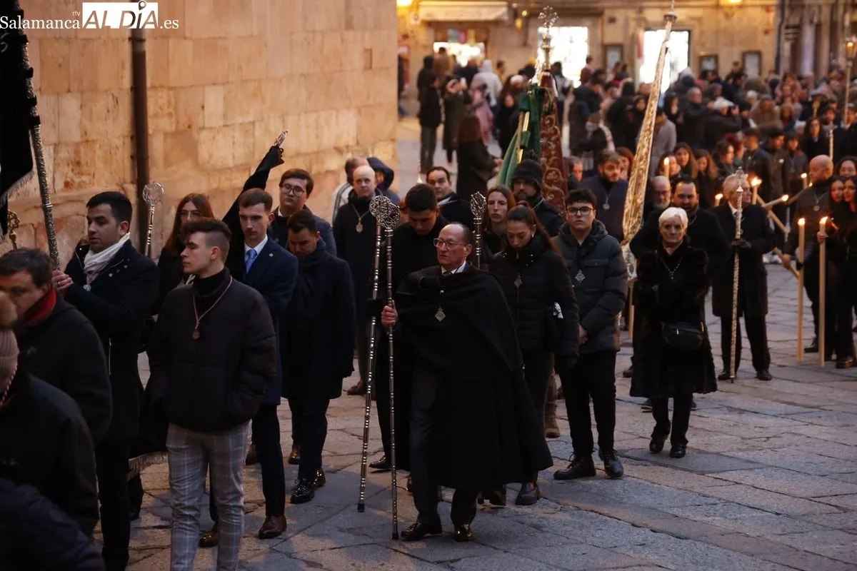 Peregrinación desde La Purísima hacia la Catedral en el inicio del Jubileo 2025 en Salamanca. Fotos: David Sañudo