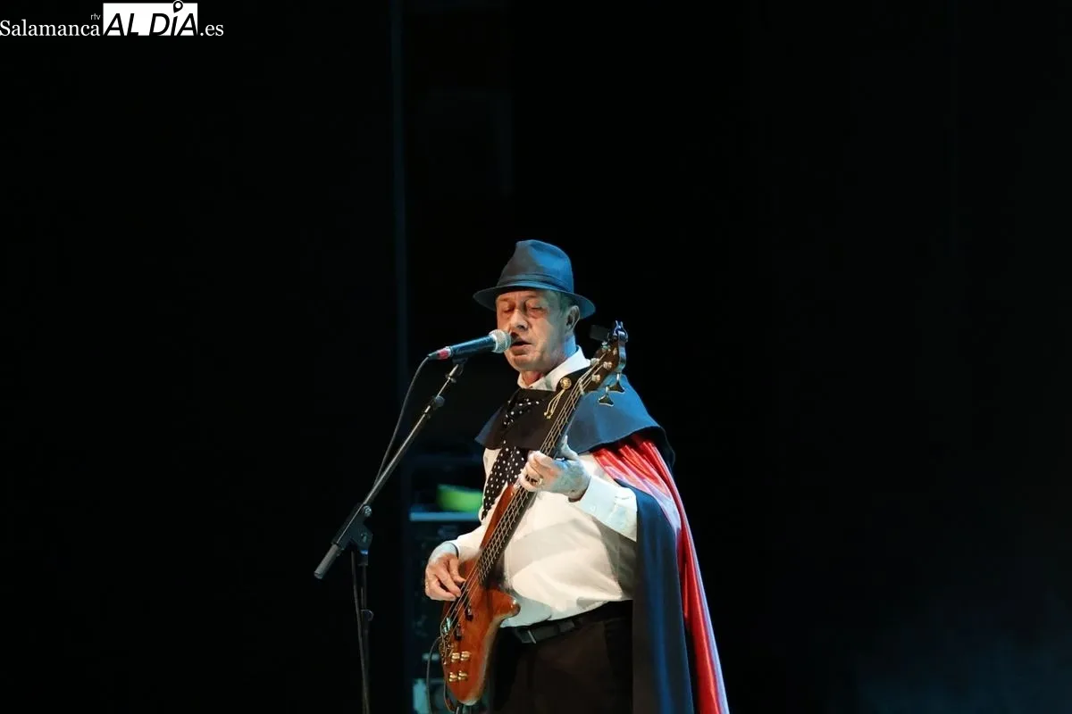 Concierto de Los Brincos en el Palacio de Congresos de Salamanca. Fotos: David Sañudo