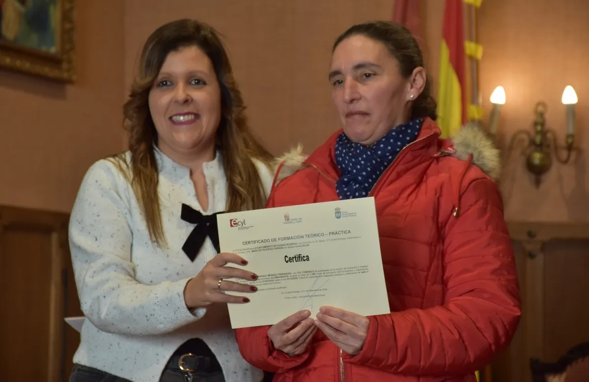 Foto 7 - Clausurado el programa Acompa&ntilde;ados, que ha prestado ayuda en 70 domicilios