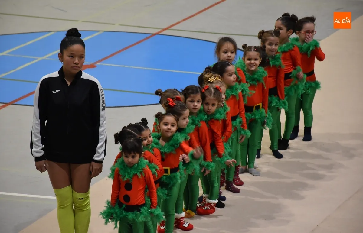 Foto 8 - El Club &Iacute;taca da lo mejor de s&iacute; ante familiares y amigos en su gala de Navidad