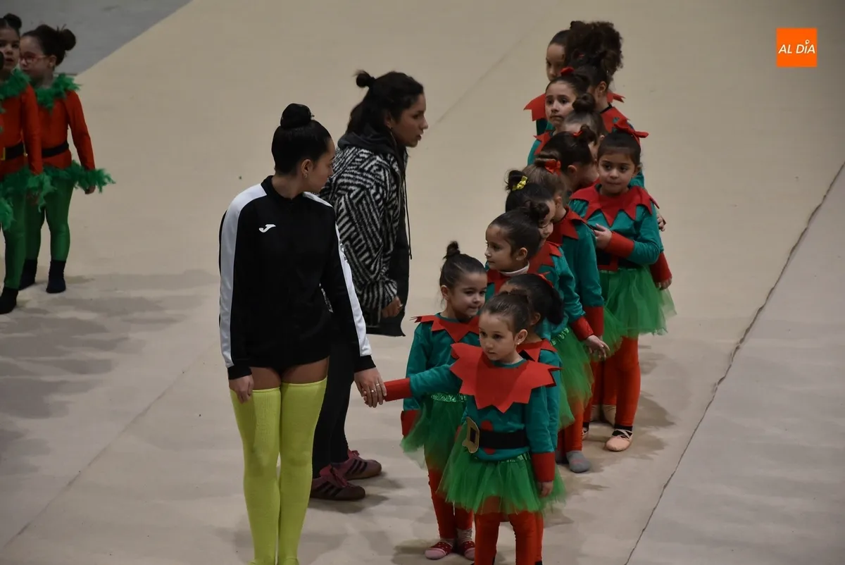 Foto 9 - El Club &Iacute;taca da lo mejor de s&iacute; ante familiares y amigos en su gala de Navidad
