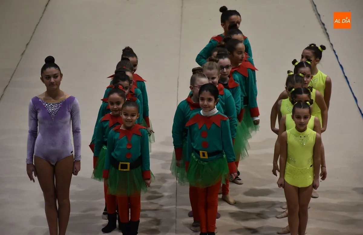 Foto 10 - El Club &Iacute;taca da lo mejor de s&iacute; ante familiares y amigos en su gala de Navidad