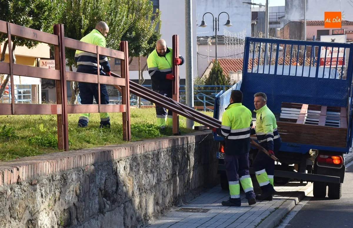 Foto 9 - Arranca el despliegue de las agujas de cara al Toro de San Sebasti&aacute;n y al Carnaval 2025