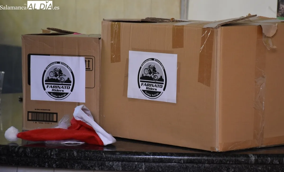 Foto 4 - Los moteros mirobrigenses se visten de Pap&aacute; Noel con el objetivo de ayudar a Valencia