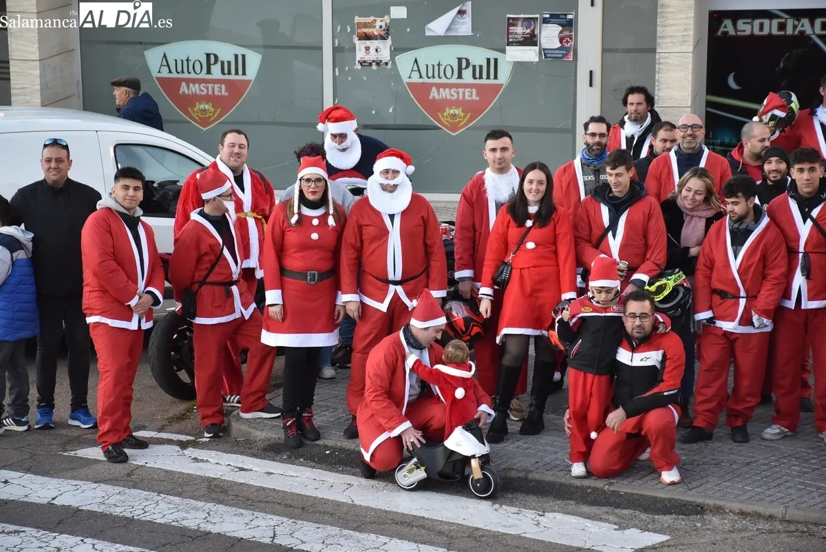 Foto 9 - Los moteros mirobrigenses se visten de Pap&aacute; Noel con el objetivo de ayudar a Valencia