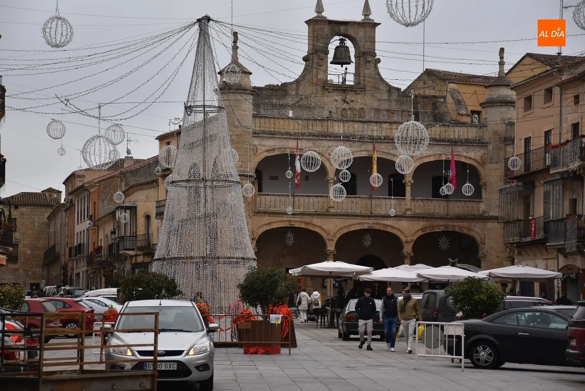 Foto 9 - Ciudad Rodrigo despide el 2024 con una fr&iacute;a jornada de ajetreo creciente