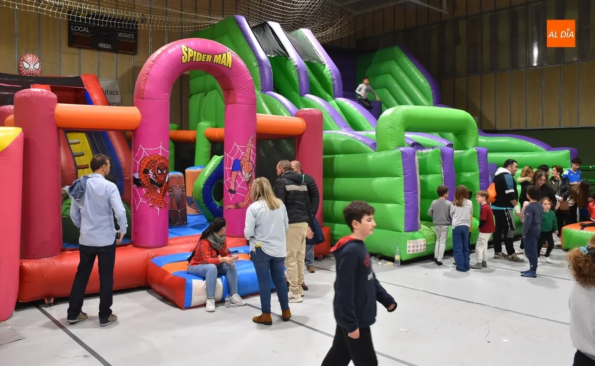 Foto 7 - Sigue la fiesta tarde tras tarde en Navilandia