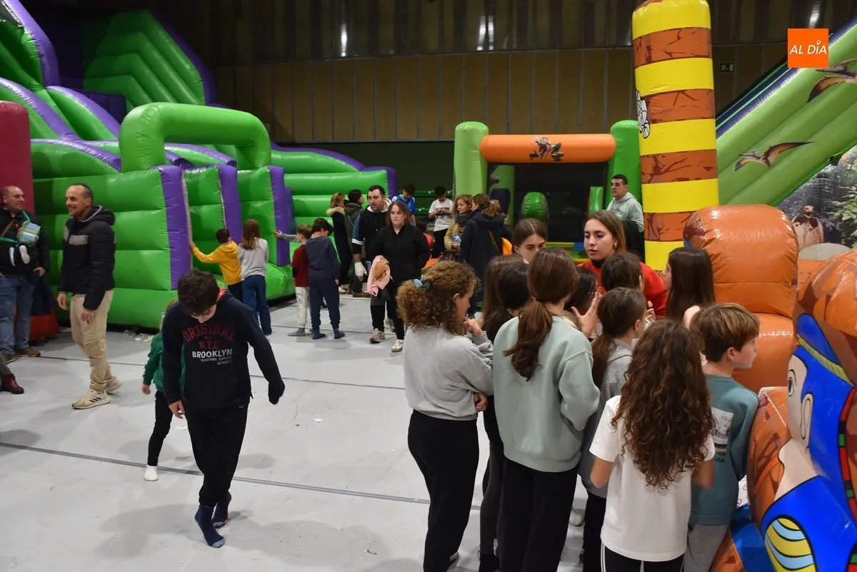 Foto 8 - Sigue la fiesta tarde tras tarde en Navilandia