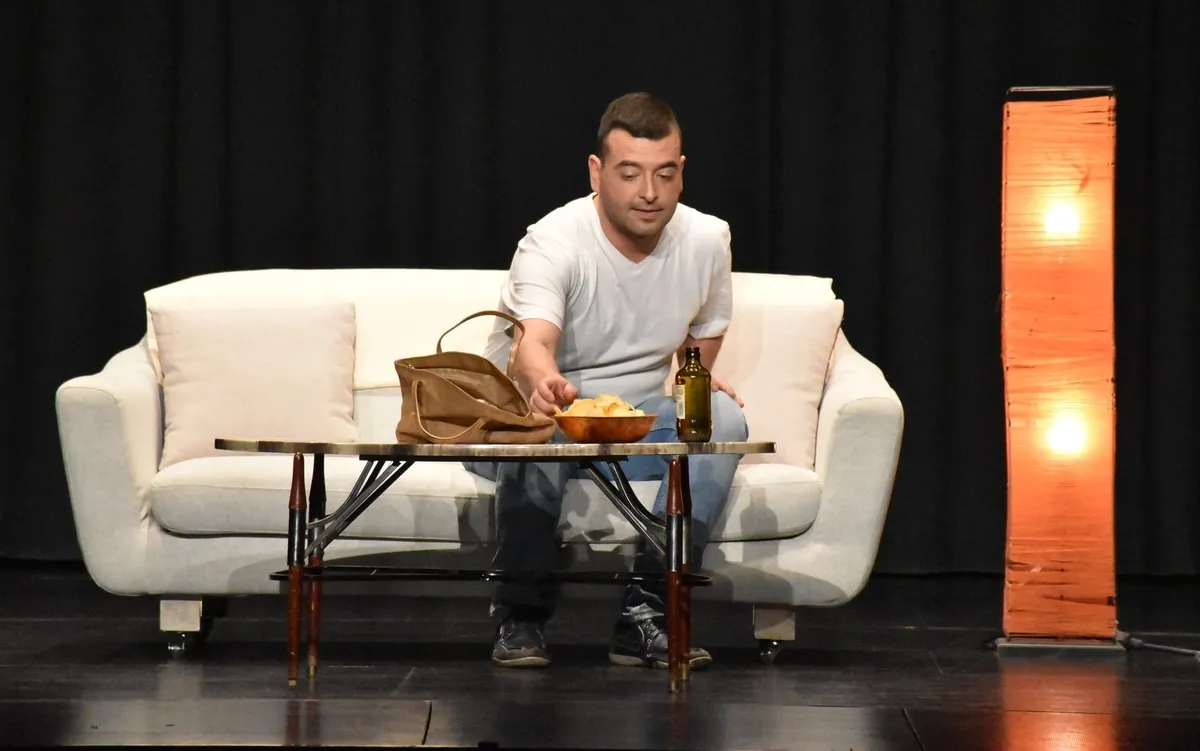 Foto 2 - Elarteteatro se encarga de bajar el tel&oacute;n del semestre teatral en Ciudad Rodrigo
