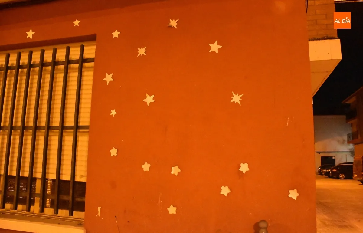 Foto 5 - Rudolph, Mickey, el Polar Express, gnomos o renos protagonizan la Navidad fuera de murallas