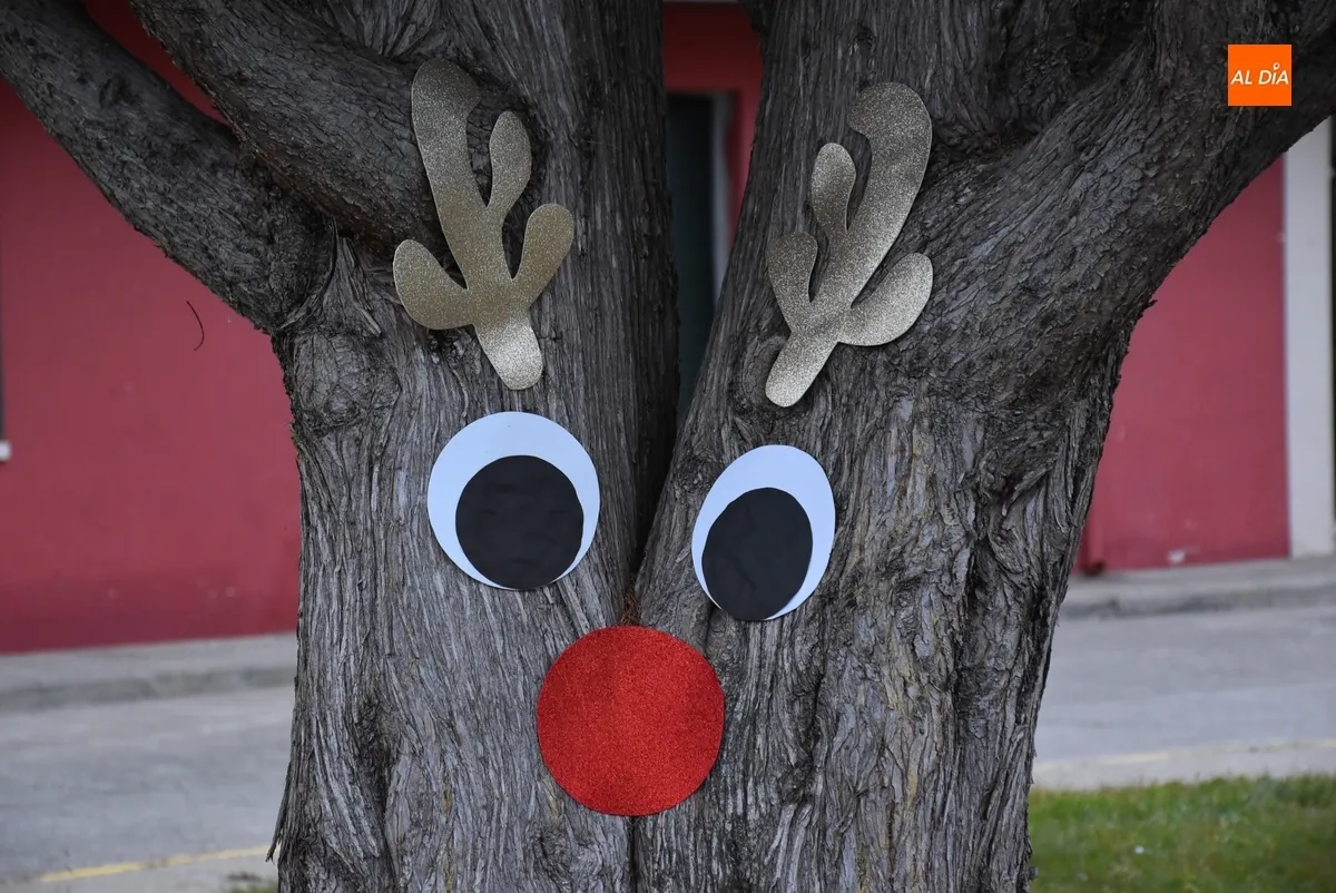 Foto 7 - Rudolph, Mickey, el Polar Express, gnomos o renos protagonizan la Navidad fuera de murallas