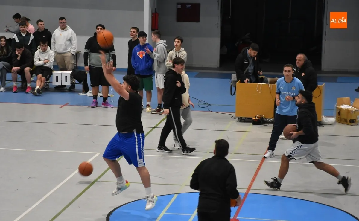 Foto 4 - Princesos se adjudica el Torneo Navide&ntilde;o de Basket 3x3