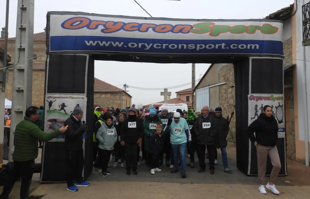 Foto 10 - Cabrillas estrena su San Silvestre con &Aacute;ngel Ayuso y Ester Rodr&iacute;guez como triunfadores